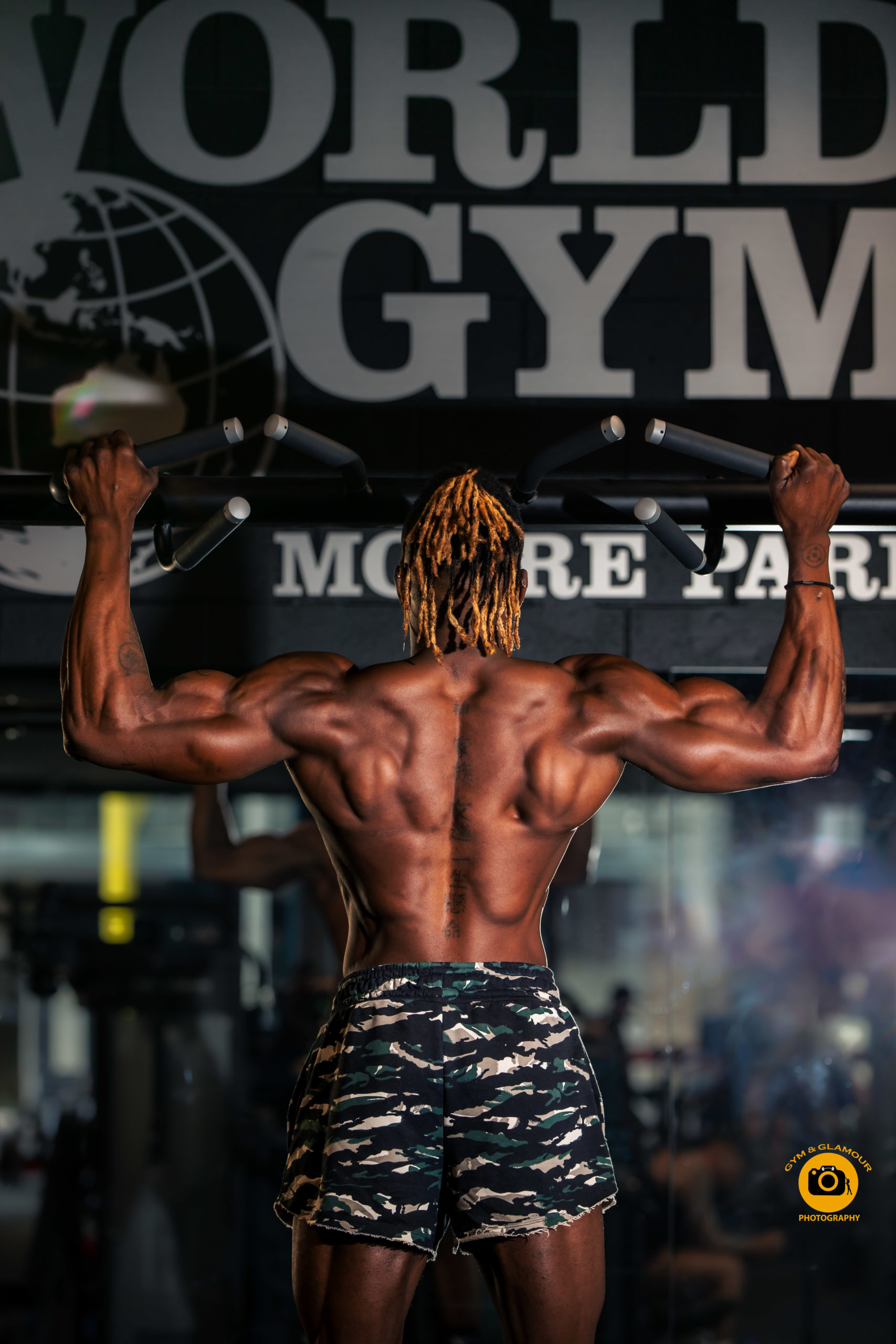 Man With Dreadlocks Is Standing On Another Person With A Black Background  Body Builder Picture Background Image And Wallpaper for Free Download